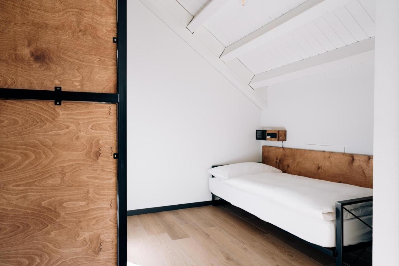 Alaia Hostel *